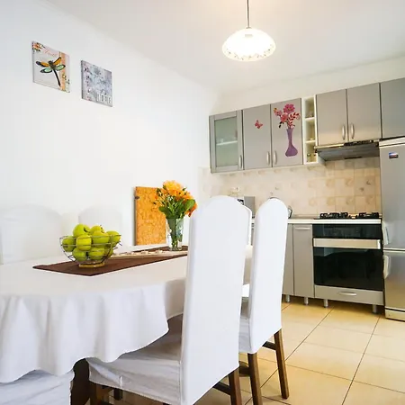 Floral Apartment